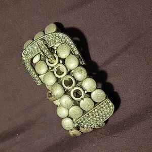 Belt looking bracelet